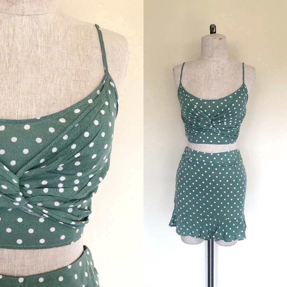 ZAFUL 2-PIECE SET GREEN POLKA DOT TOP & SKIRT - S